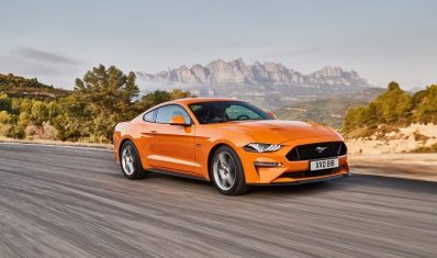 FORD_2017_MUSTANG_01-800x445