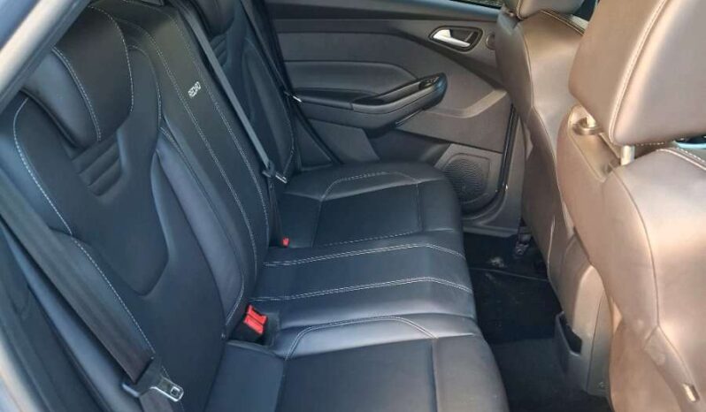 FORD Focus ST Kombi voll