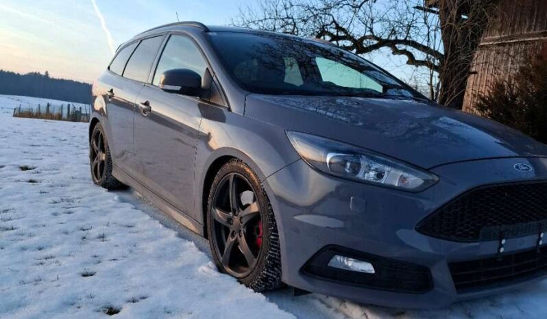 FORD Focus ST Kombi voll