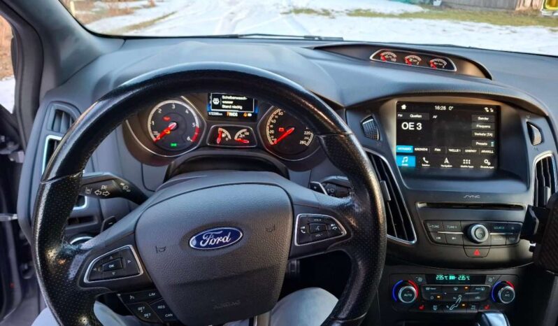 FORD Focus ST Kombi voll